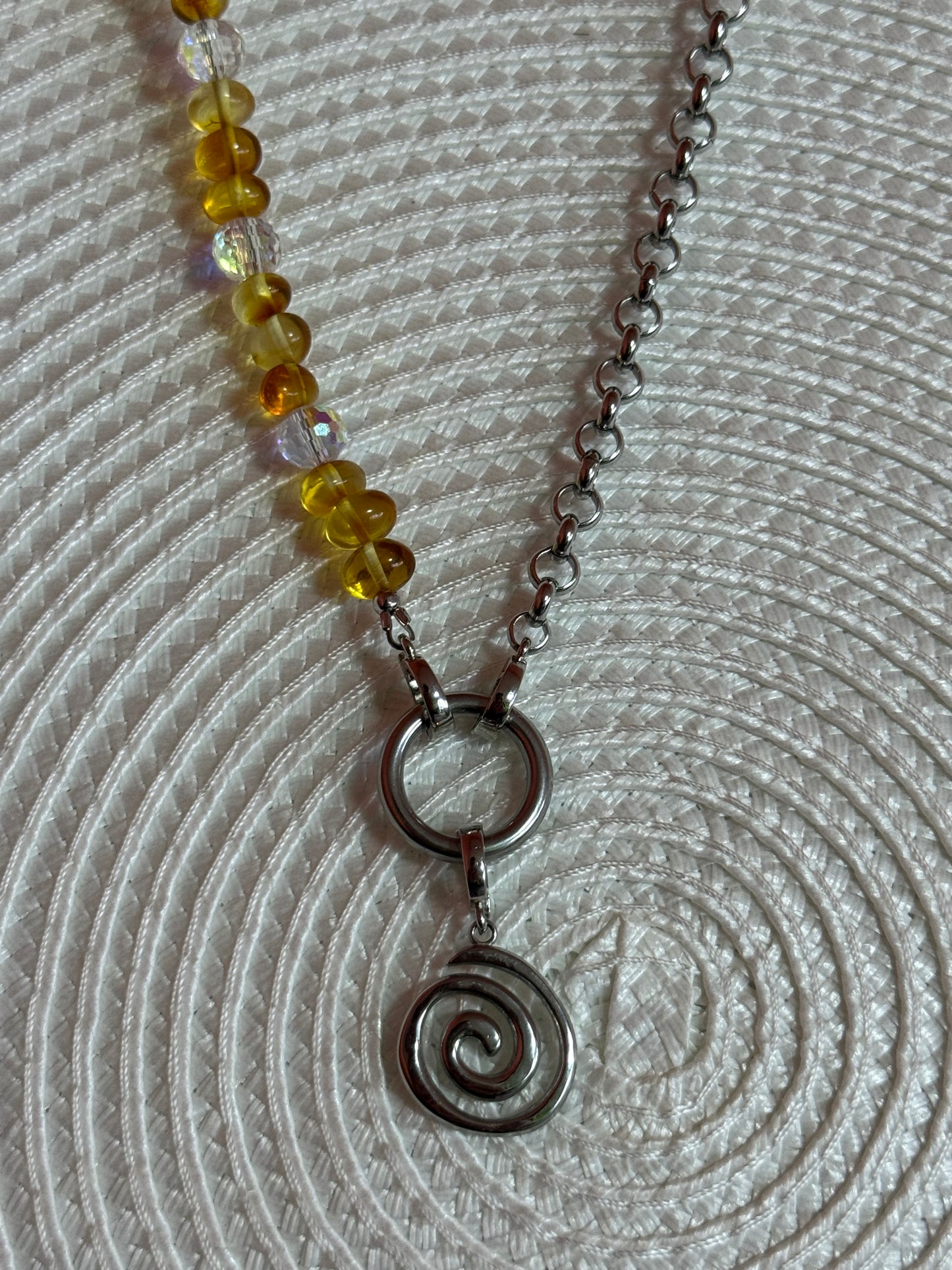 “Snow” grandinėlė