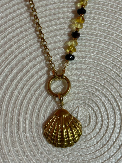 “Lemonade” grandinėlė