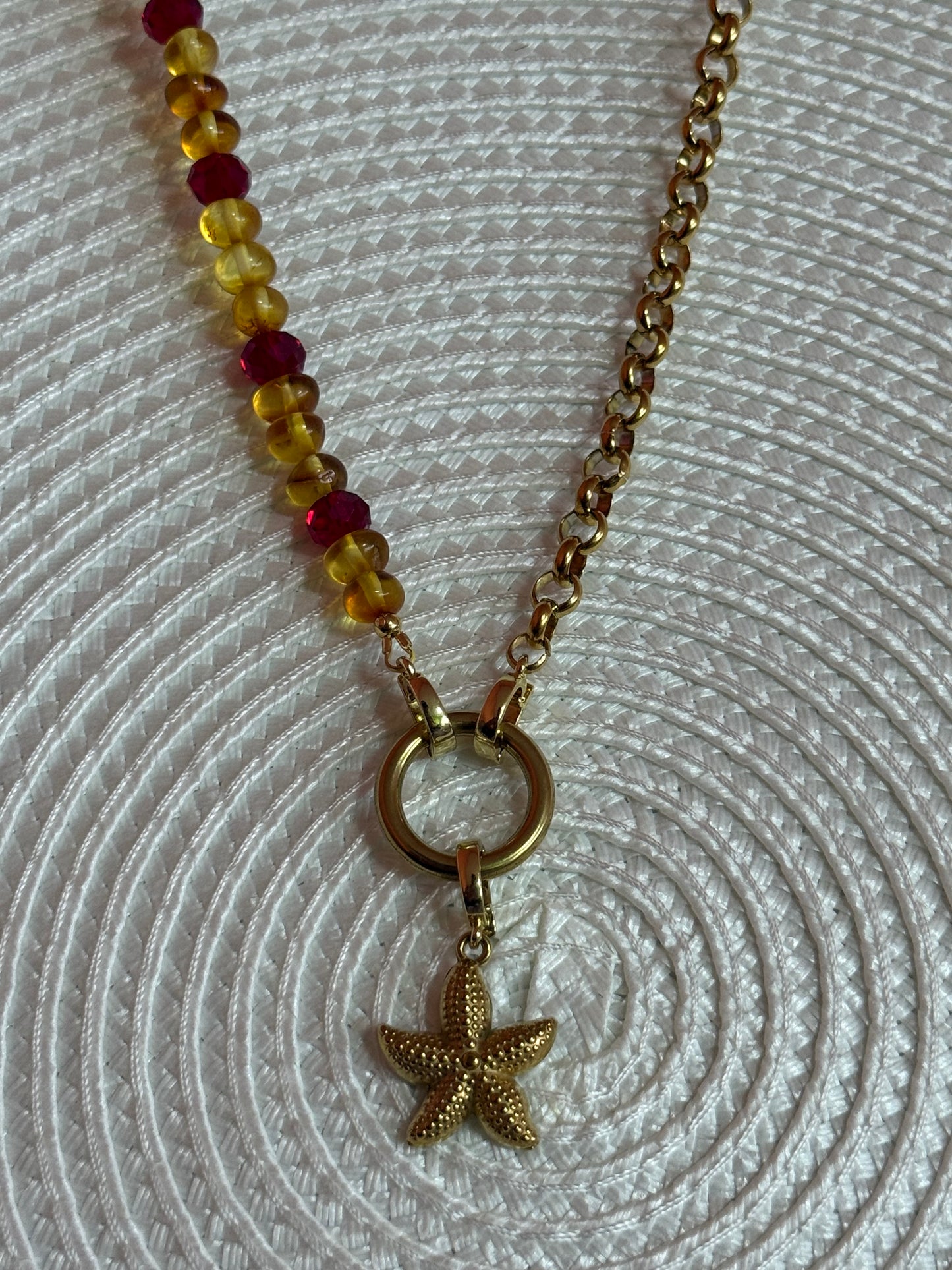 “Warm Heart” Grandinėlė