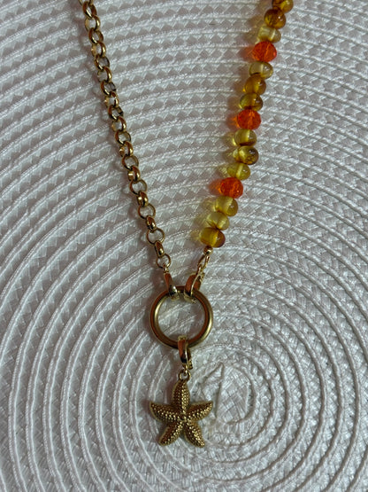 “Orange splash” grandinėlė