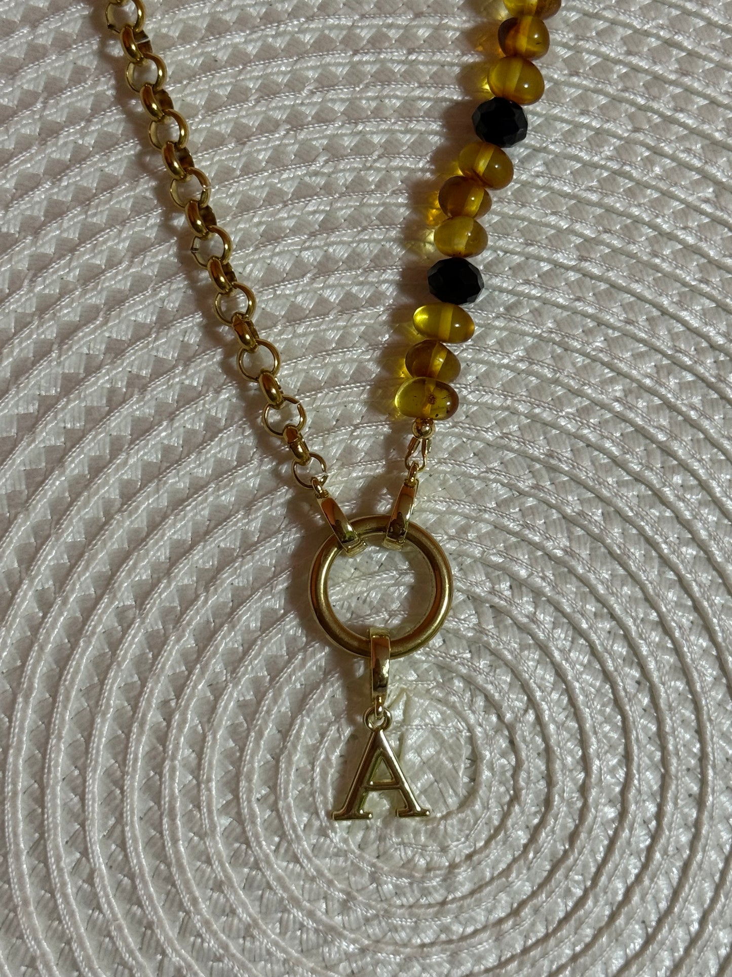 “Rock” grandinėlė