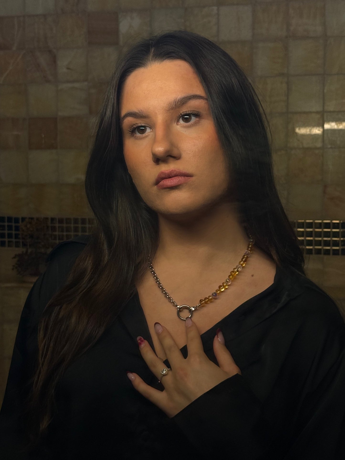 “Silver look” grandinėlė