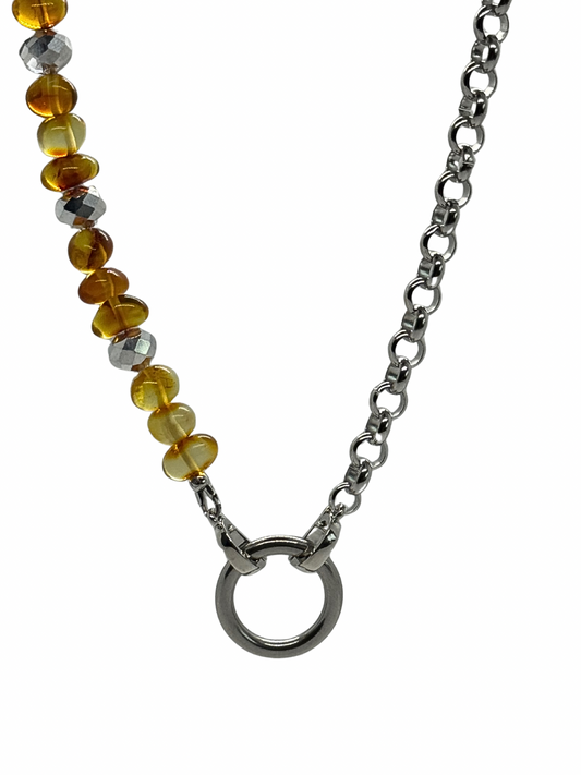 “Silver look” grandinėlė