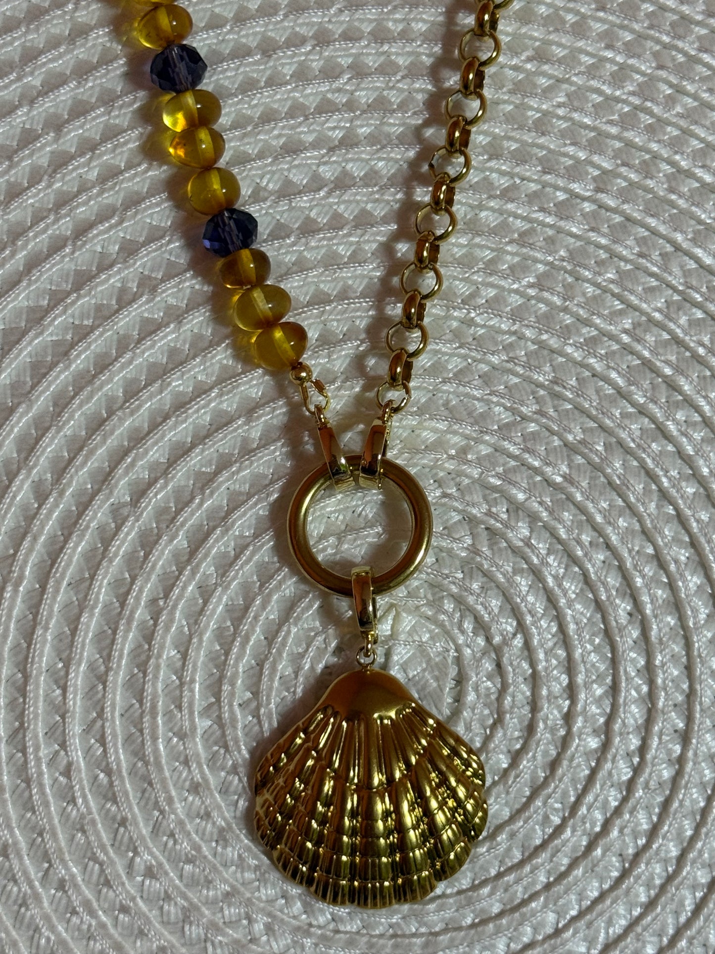 “Mango” grandinėlė