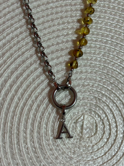 “Earth” grandinėlė